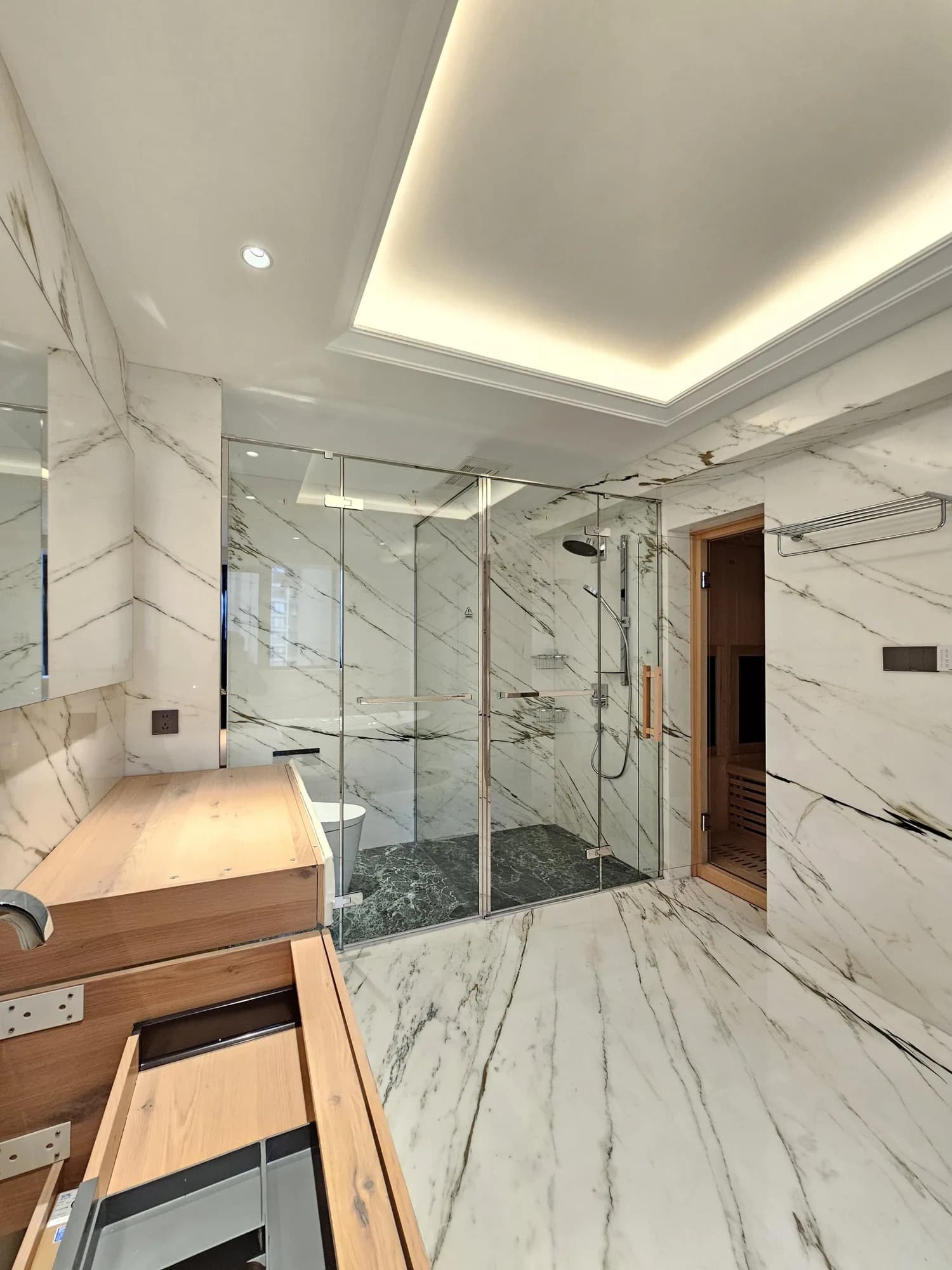 Oriental Calacatta White Marble sample